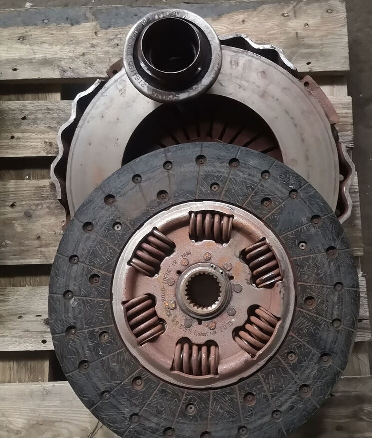 MAN - Embreagem e peças para Camião: foto 1 MAN - Embreagem e peças para Camião: foto 1