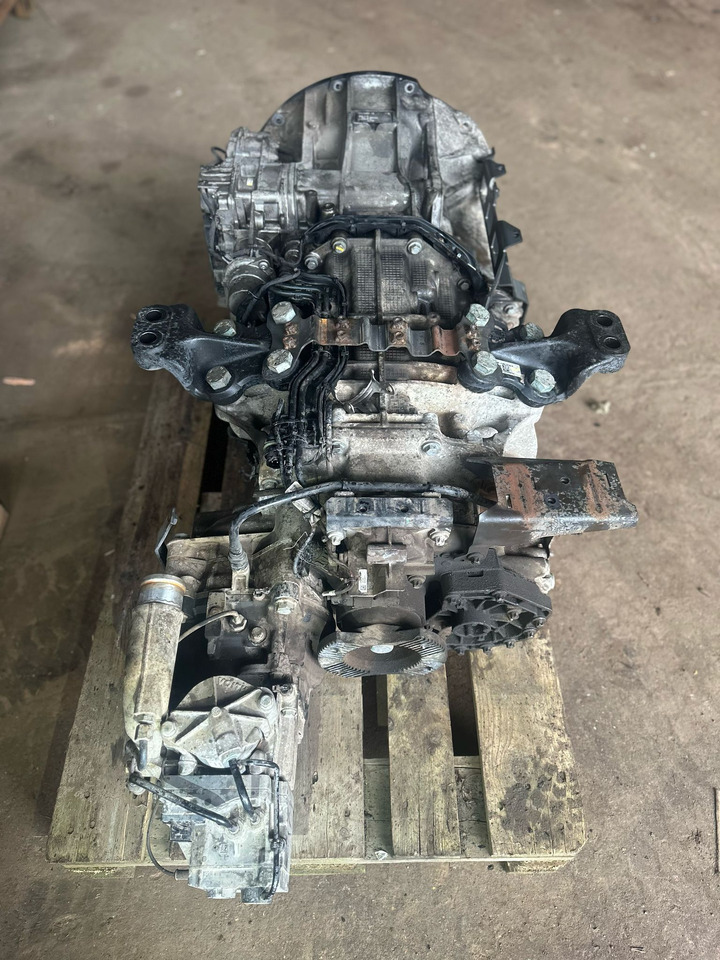 Mercedes G281-12 - Caixa de velocidade: foto 2 Mercedes G281-12 - Caixa de velocidade: foto 2