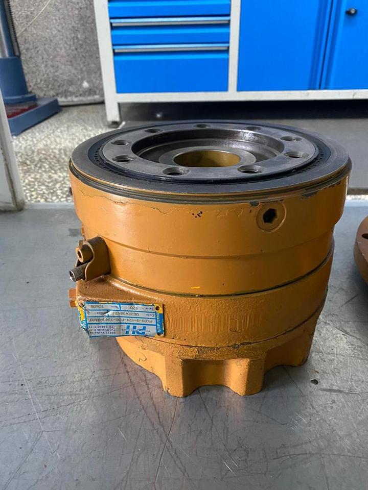 POCLAIN MS18-2-621-A1B-1720-EJ00 - Motor hidráulico para Máquina de construção: foto 4 POCLAIN MS18-2-621-A1B-1720-EJ00 - Motor hidráulico para Máquina de construção: foto 4