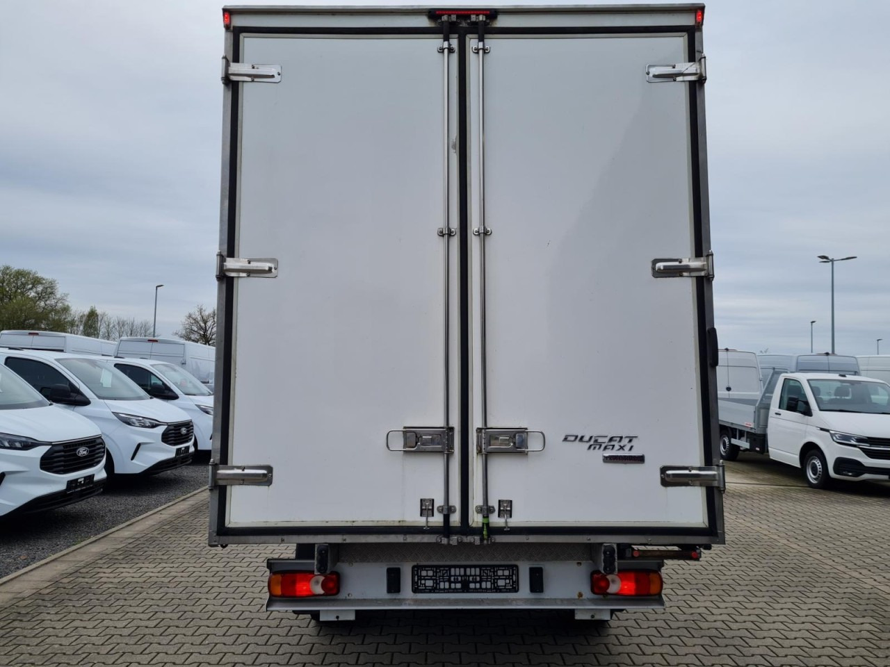 Fiat Ducato 35 Koffer 150 maxi Multijet Klima - Carrinha de contentor: foto 5 Fiat Ducato 35 Koffer 150 maxi Multijet Klima - Carrinha de contentor: foto 5