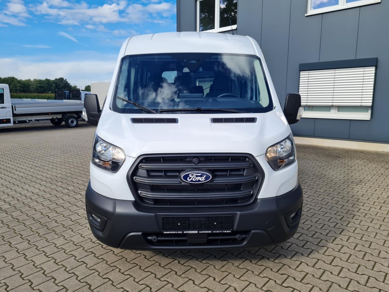 Ford Transit 350 Kombi 9 Sitze L3 AG Trend AHK KAMERA - Minibus, Furgão de passageiros: foto 2 Ford Transit 350 Kombi 9 Sitze L3 AG Trend AHK KAMERA - Minibus, Furgão de passageiros: foto 2