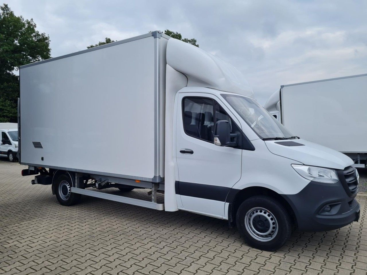 Mercedes-Benz Sprinter 315 CDI Koffer LBW RWD KLIMA TEMPOMAT - Carrinha de contentor: foto 3 Mercedes-Benz Sprinter 315 CDI Koffer LBW RWD KLIMA TEMPOMAT - Carrinha de contentor: foto 3