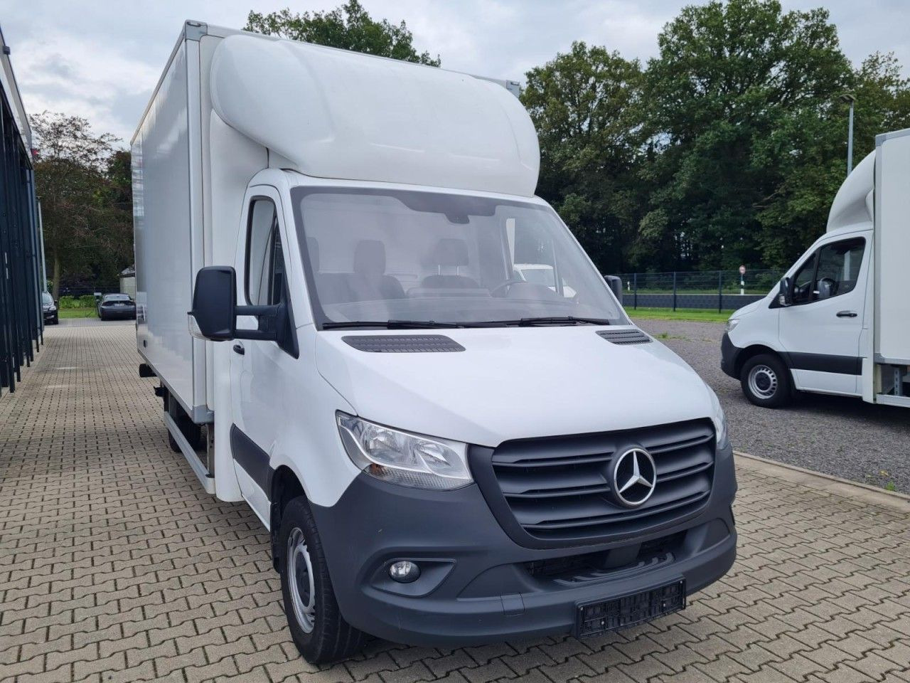 Mercedes-Benz Sprinter 315 CDI Koffer LBW RWD KLIMA TEMPOMAT - Carrinha de contentor: foto 2 Mercedes-Benz Sprinter 315 CDI Koffer LBW RWD KLIMA TEMPOMAT - Carrinha de contentor: foto 2