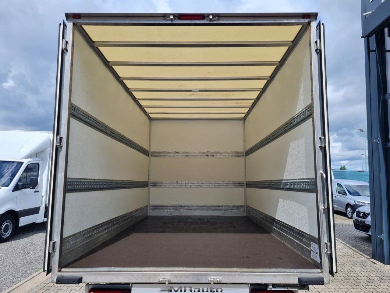 Carrinha de contentor Mercedes-Benz Sprinter 315 CDI Koffer RWD KLIMA TEMPOMAT RWD: foto 17