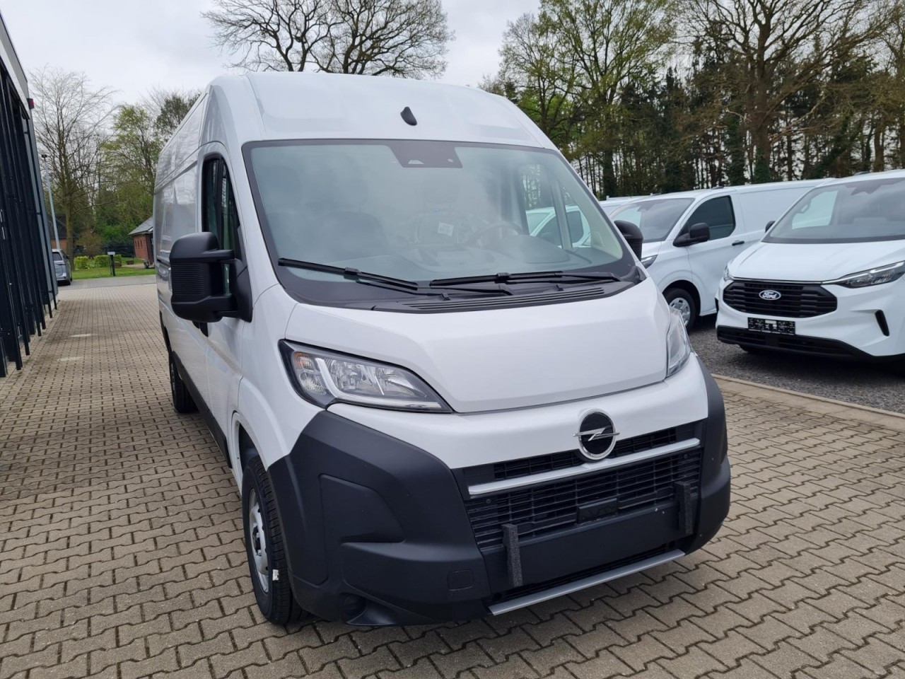 Opel Movano Kasten 2.2 HDI 180 L3H2 Klima NAVI TEMPOMAT - Furgão: foto 2 Opel Movano Kasten 2.2 HDI 180 L3H2 Klima NAVI TEMPOMAT - Furgão: foto 2