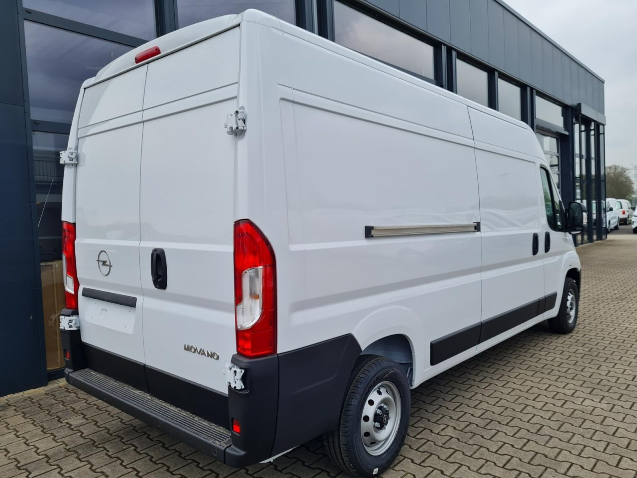 Opel Movano Kasten 2.2 HDI 180 L3H2 Klima NAVI TEMPOMAT - Furgão: foto 4 Opel Movano Kasten 2.2 HDI 180 L3H2 Klima NAVI TEMPOMAT - Furgão: foto 4