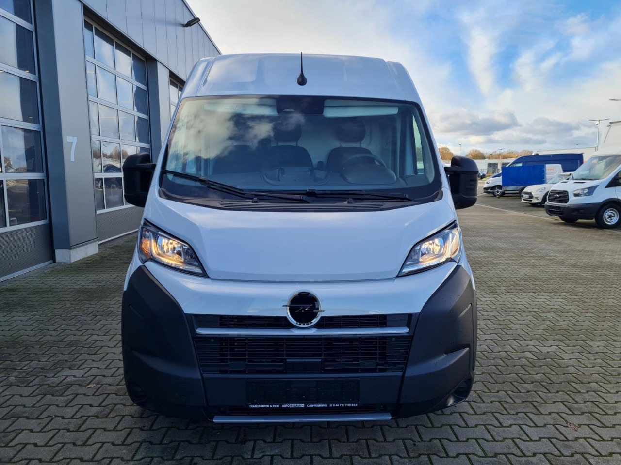 Opel Movano Kasten 2.2 HDI 180 L3H2 Klima NAVI TEMPOMAT - Furgão: foto 2 Opel Movano Kasten 2.2 HDI 180 L3H2 Klima NAVI TEMPOMAT - Furgão: foto 2