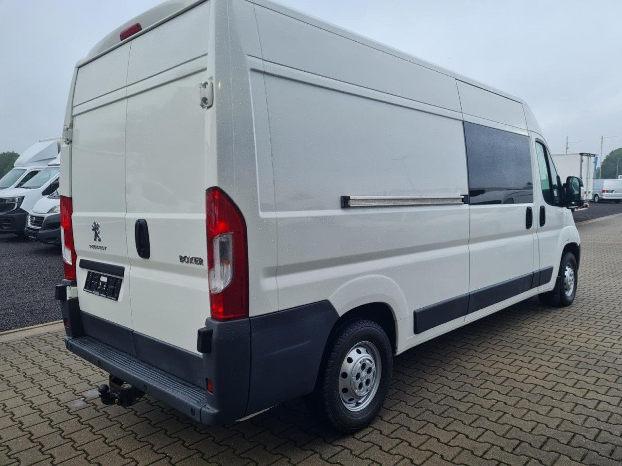 Peugeot Boxer Kasten L3H2 Doka 6-Sitze AHK PDC KLIMA - Furgão compacto, Carrinha cabine dupla: foto 4 Peugeot Boxer Kasten L3H2 Doka 6-Sitze AHK PDC KLIMA - Furgão compacto, Carrinha cabine dupla: foto 4