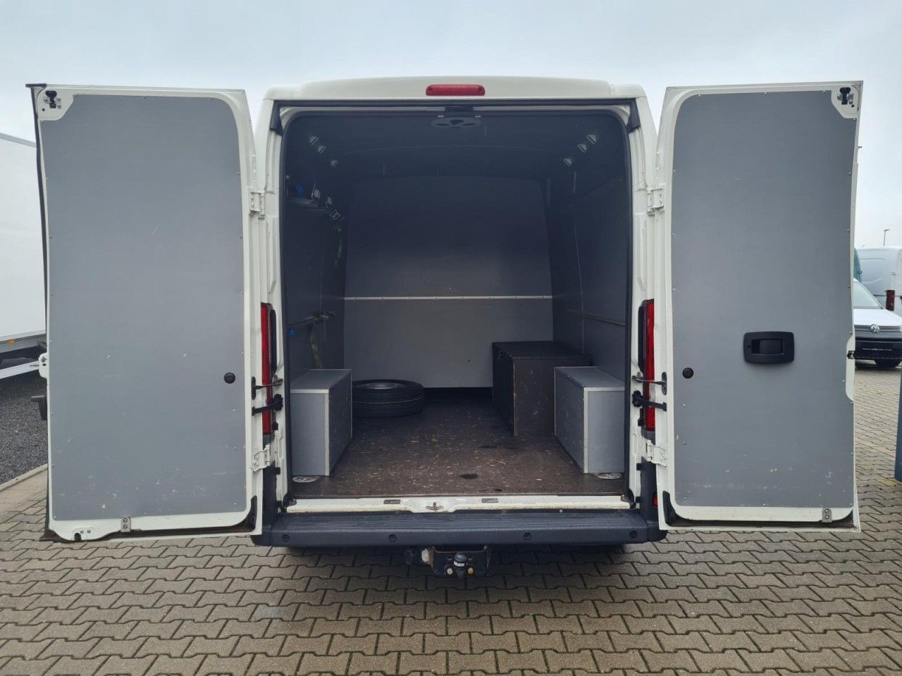 Peugeot Boxer Kasten L3H2 Doka 6-Sitze AHK PDC KLIMA - Furgão compacto, Carrinha cabine dupla: foto 5 Peugeot Boxer Kasten L3H2 Doka 6-Sitze AHK PDC KLIMA - Furgão compacto, Carrinha cabine dupla: foto 5