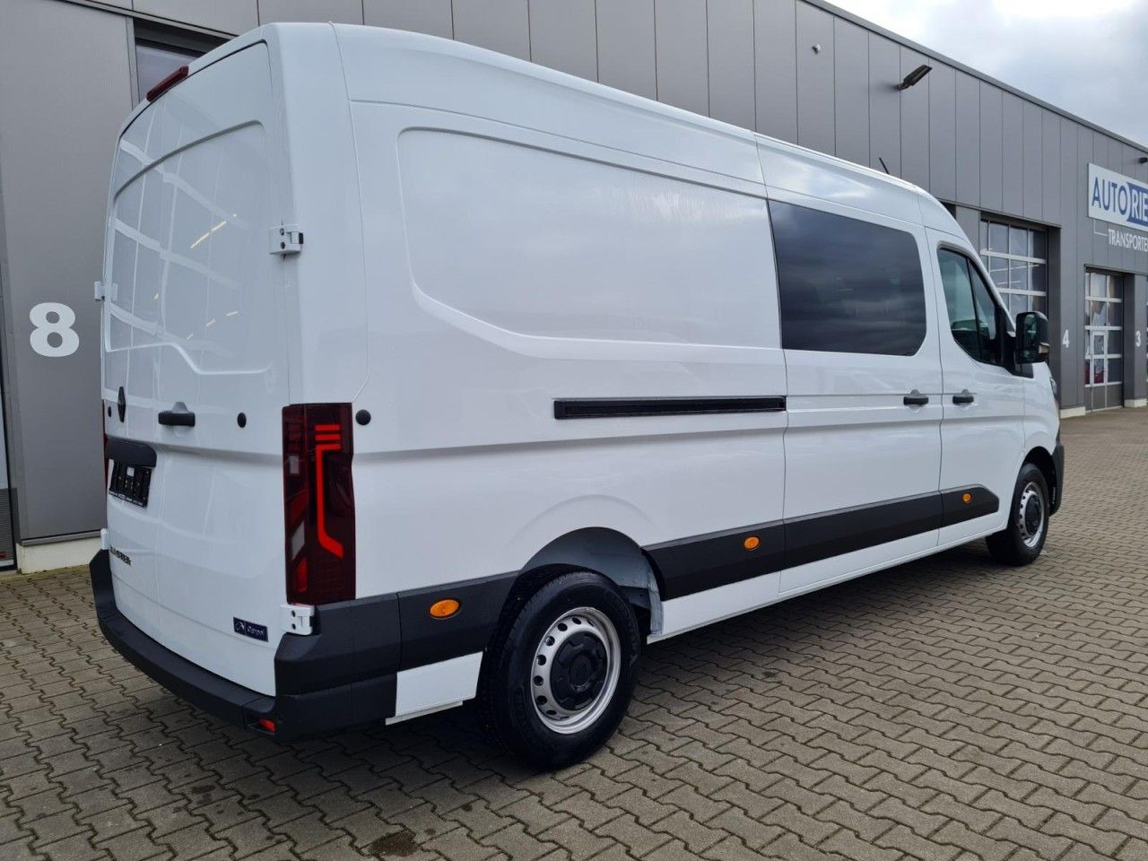 Renault Master 3,5t Kasten Doka dCi 130 L3H2 - Furgão, Carrinha cabine dupla: foto 4 Renault Master 3,5t Kasten Doka dCi 130 L3H2 - Furgão, Carrinha cabine dupla: foto 4