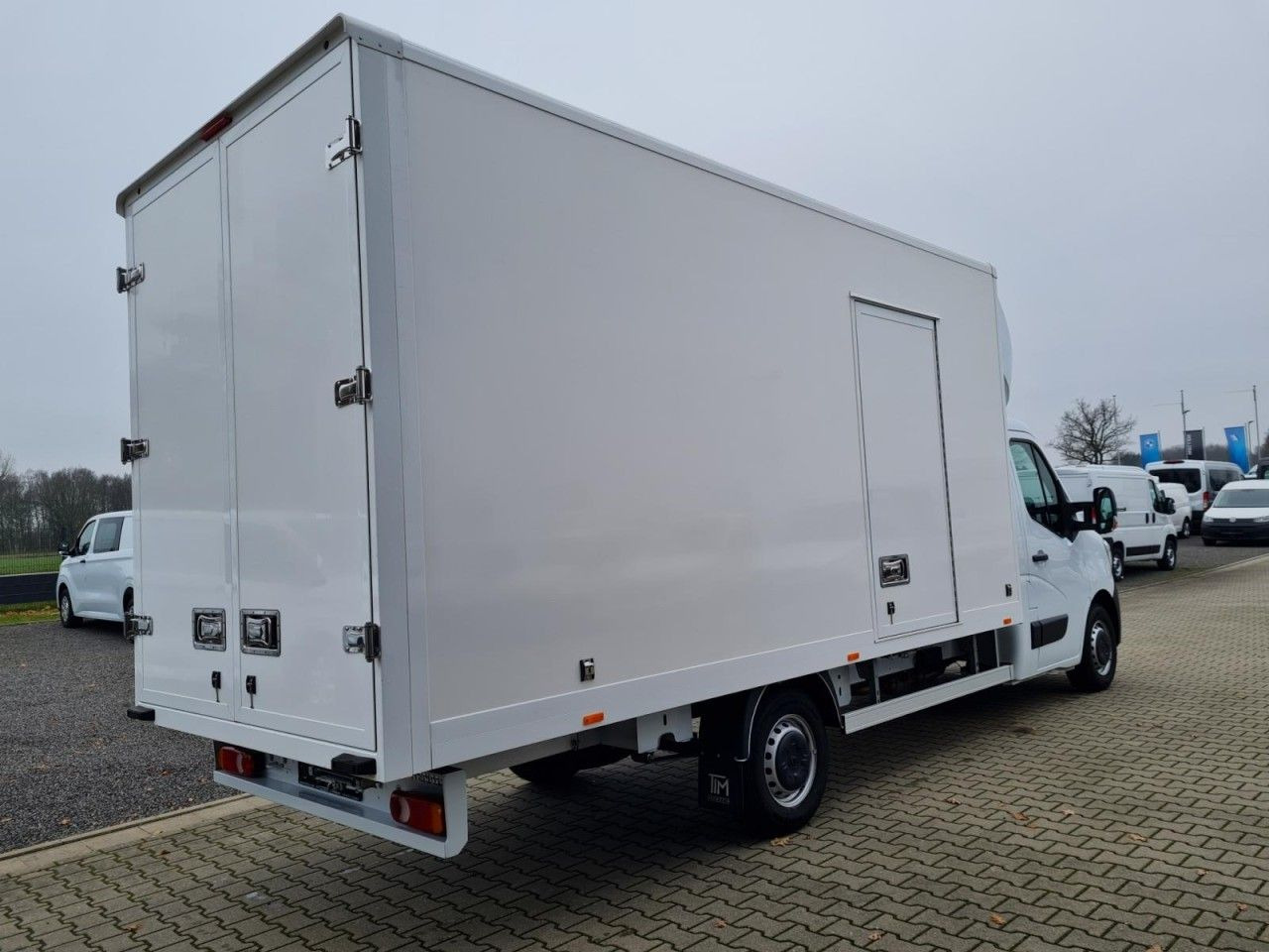 Renault Master 3,5t Koffer dCi 165 mit 10 Pal. Plätze - Carrinha de contentor: foto 5 Renault Master 3,5t Koffer dCi 165 mit 10 Pal. Plätze - Carrinha de contentor: foto 5