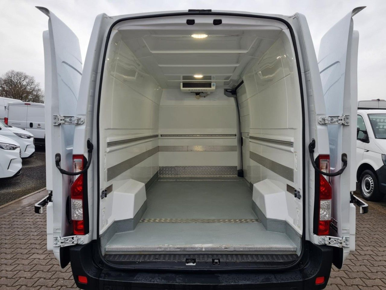 Renault Master 3.5t Kühlkasten L3H2 Stand+Fahrkühlung ER - Carrinha frigorífica: foto 5 Renault Master 3.5t Kühlkasten L3H2 Stand+Fahrkühlung ER - Carrinha frigorífica: foto 5