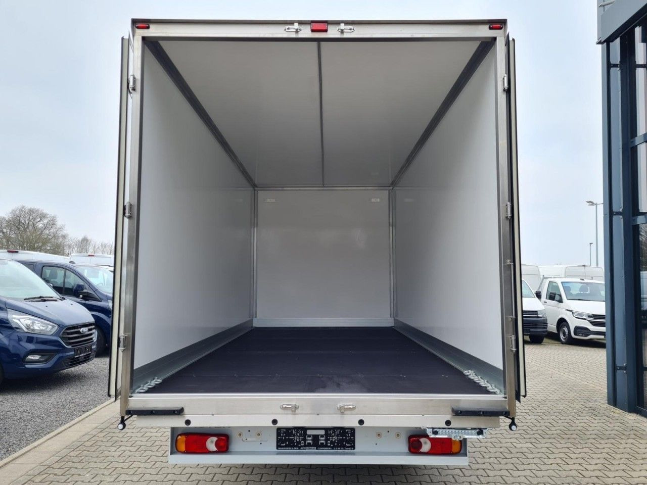 Renault Master 35 New Möbel Koffer LF 4.80m KLIMA TEMPOM - Carrinha de contentor: foto 5 Renault Master 35 New Möbel Koffer LF 4.80m KLIMA TEMPOM - Carrinha de contentor: foto 5