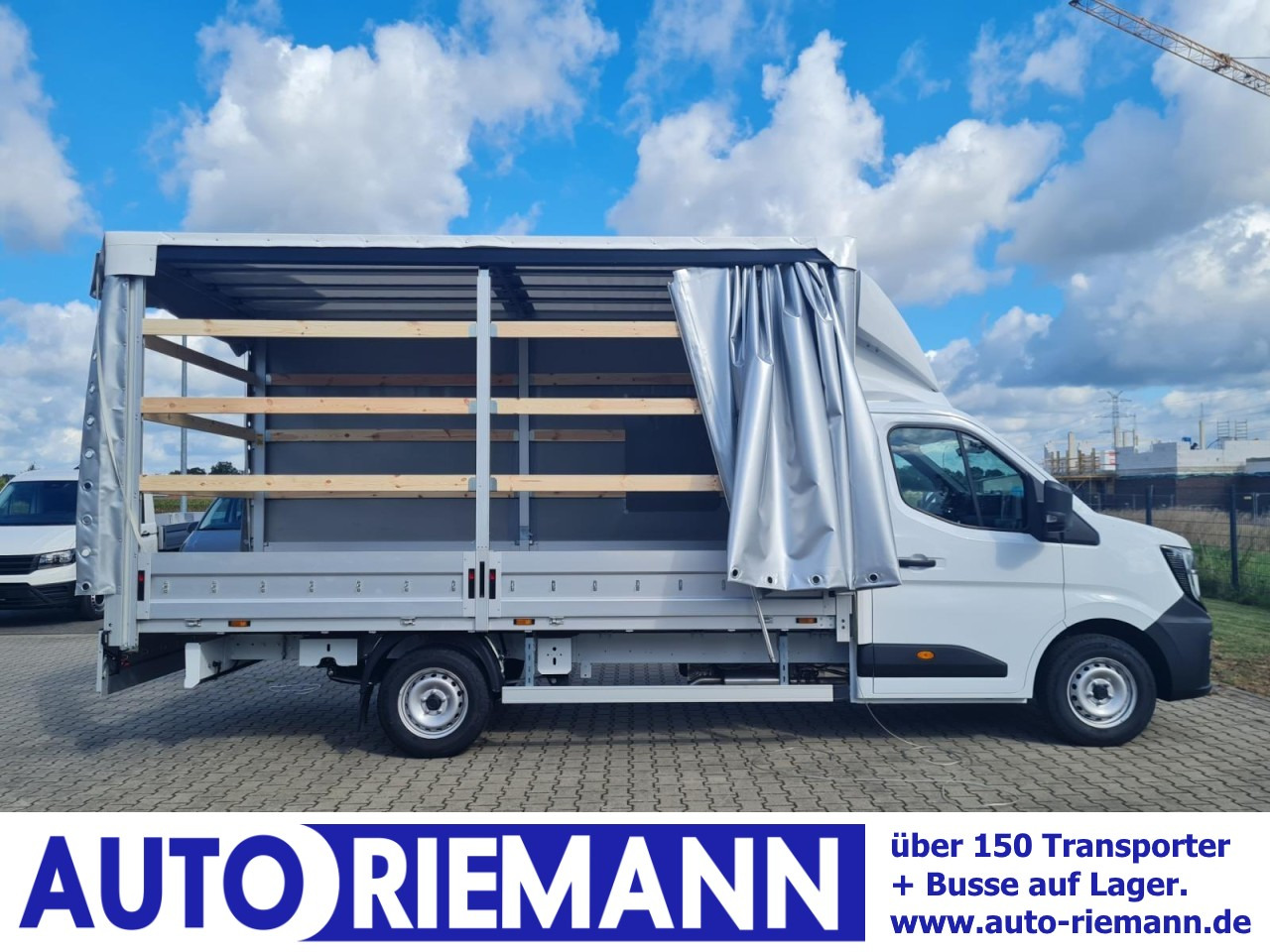Renault Master 35 Pritsche Schiebe Plane KLIMA TEMPOMAT - Carrinha de lona: foto 1 Renault Master 35 Pritsche Schiebe Plane KLIMA TEMPOMAT - Carrinha de lona: foto 1