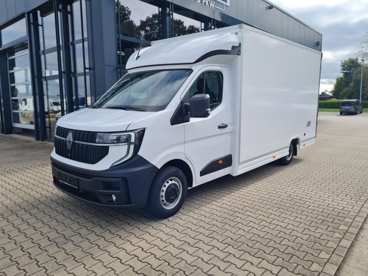 Renault Master New 35 Tiefrahmen Koffer dCi 170 - Carrinha de contentor: foto 3 Renault Master New 35 Tiefrahmen Koffer dCi 170 - Carrinha de contentor: foto 3