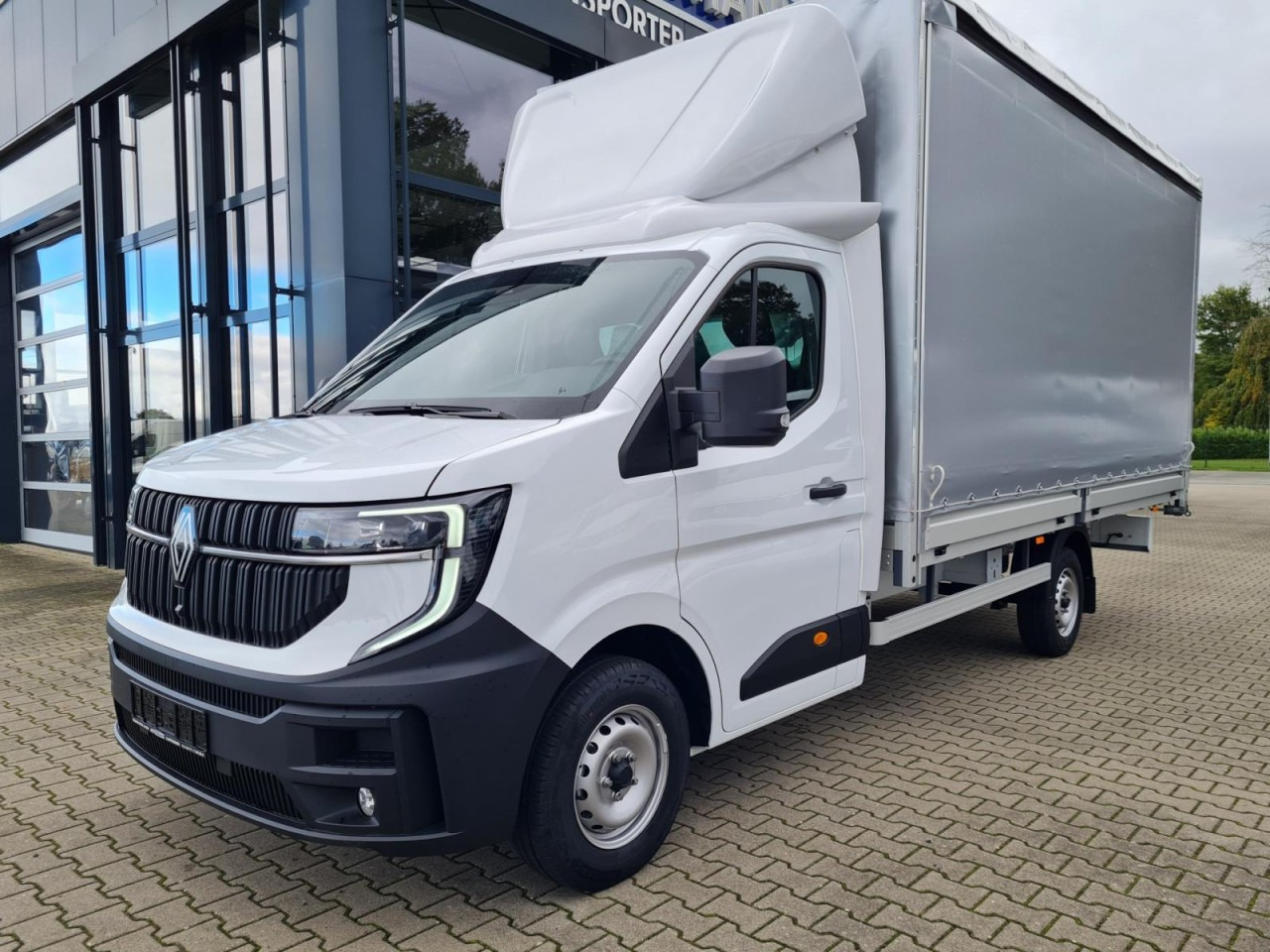 Renault Master Pritsche 2x Schiebe Plane 10 Pal. LUFTFEDERUNG - Carrinha de lona: foto 2 Renault Master Pritsche 2x Schiebe Plane 10 Pal. LUFTFEDERUNG - Carrinha de lona: foto 2