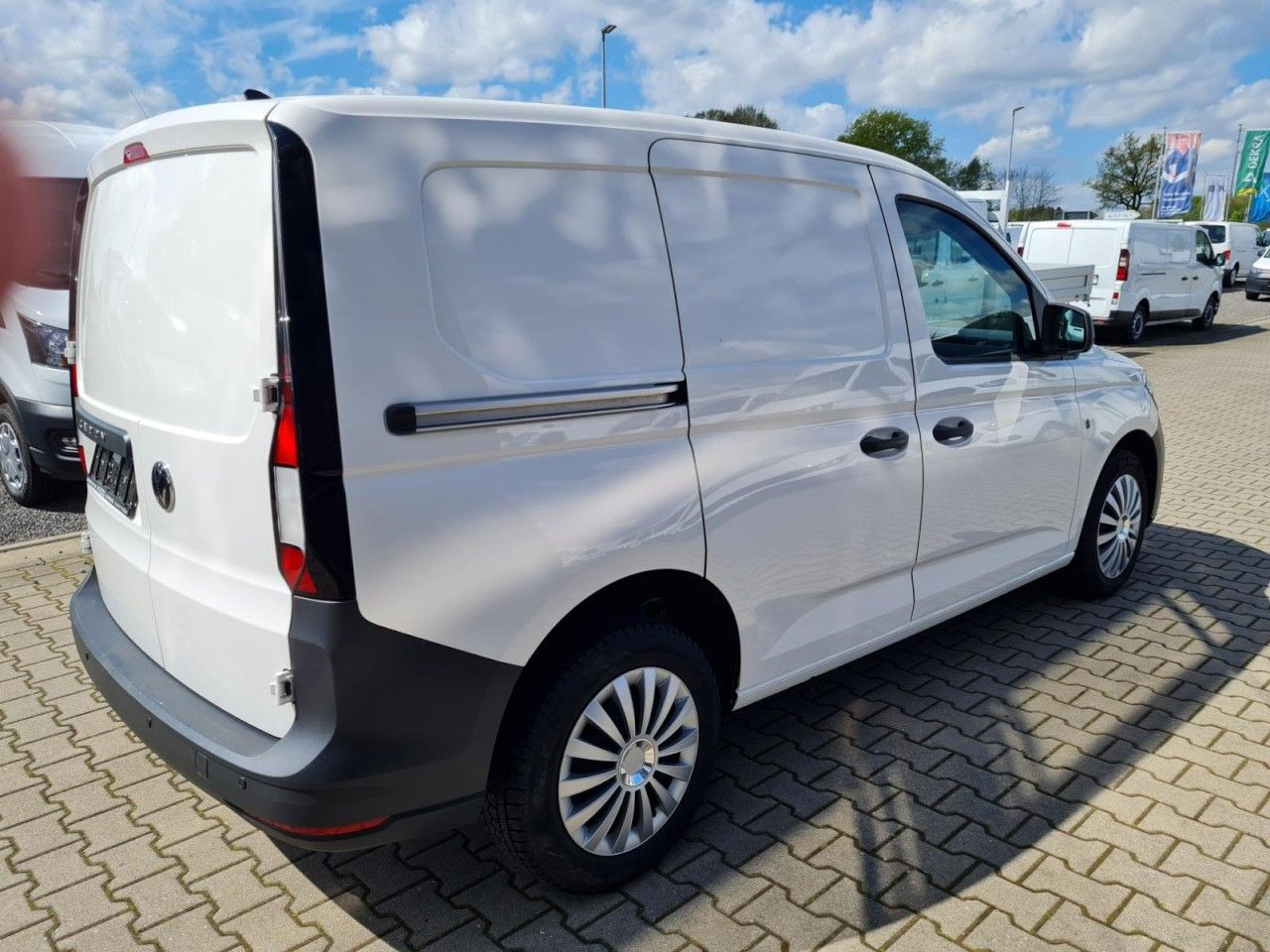 Volkswagen Caddy Kasten Cargo 2.0 TDI KLIMA KOMFORT PDC - Furgão compacto: foto 4 Volkswagen Caddy Kasten Cargo 2.0 TDI KLIMA KOMFORT PDC - Furgão compacto: foto 4