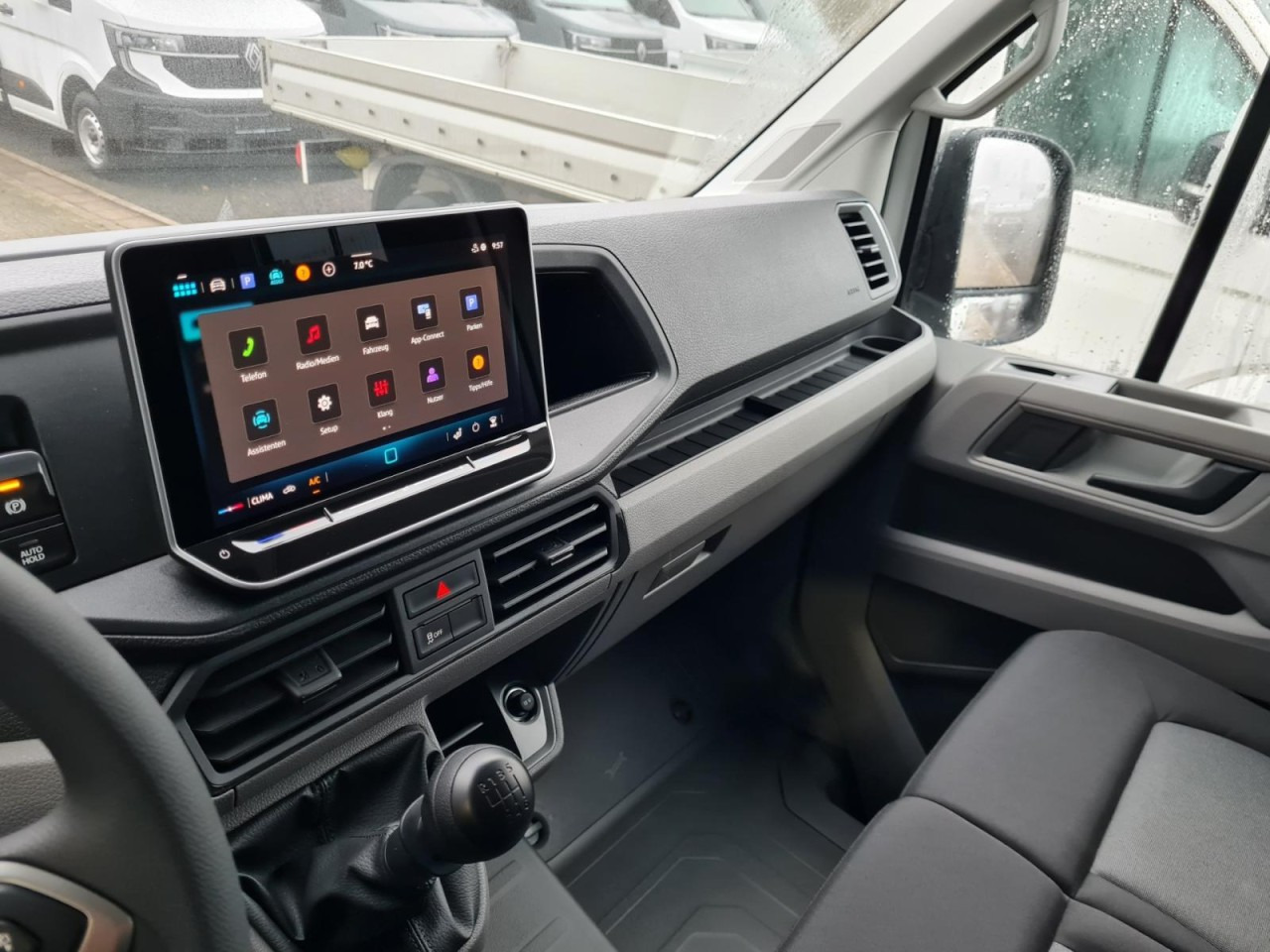 Carrinha de caixa aberta, Carrinha cabine dupla Volkswagen Crafter 35 Doka TDI Pritsche L3 AHK Klima: foto 12 Carrinha de caixa aberta, Carrinha cabine dupla Volkswagen Crafter 35 Doka TDI Pritsche L3 AHK Klima: foto 12