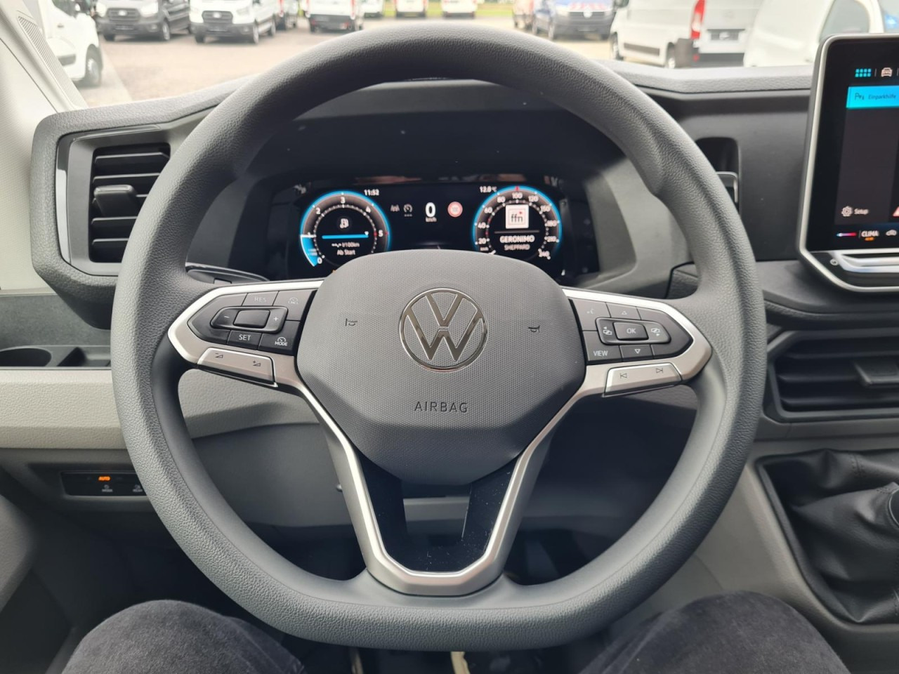 Volkswagen Crafter 35 Doka TDI Pritsche L4 AHK Komfortsitz - Carrinha de caixa aberta, Carrinha cabine dupla: foto 5 Volkswagen Crafter 35 Doka TDI Pritsche L4 AHK Komfortsitz - Carrinha de caixa aberta, Carrinha cabine dupla: foto 5