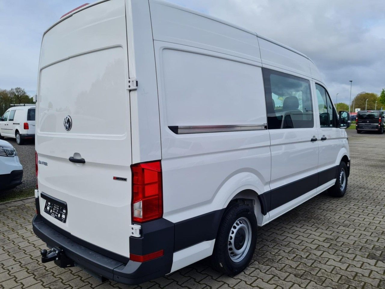 Volkswagen Crafter 35 Kasten Plus Doka mixto 4motion AHK - Furgão, Carrinha cabine dupla: foto 4 Volkswagen Crafter 35 Kasten Plus Doka mixto 4motion AHK - Furgão, Carrinha cabine dupla: foto 4