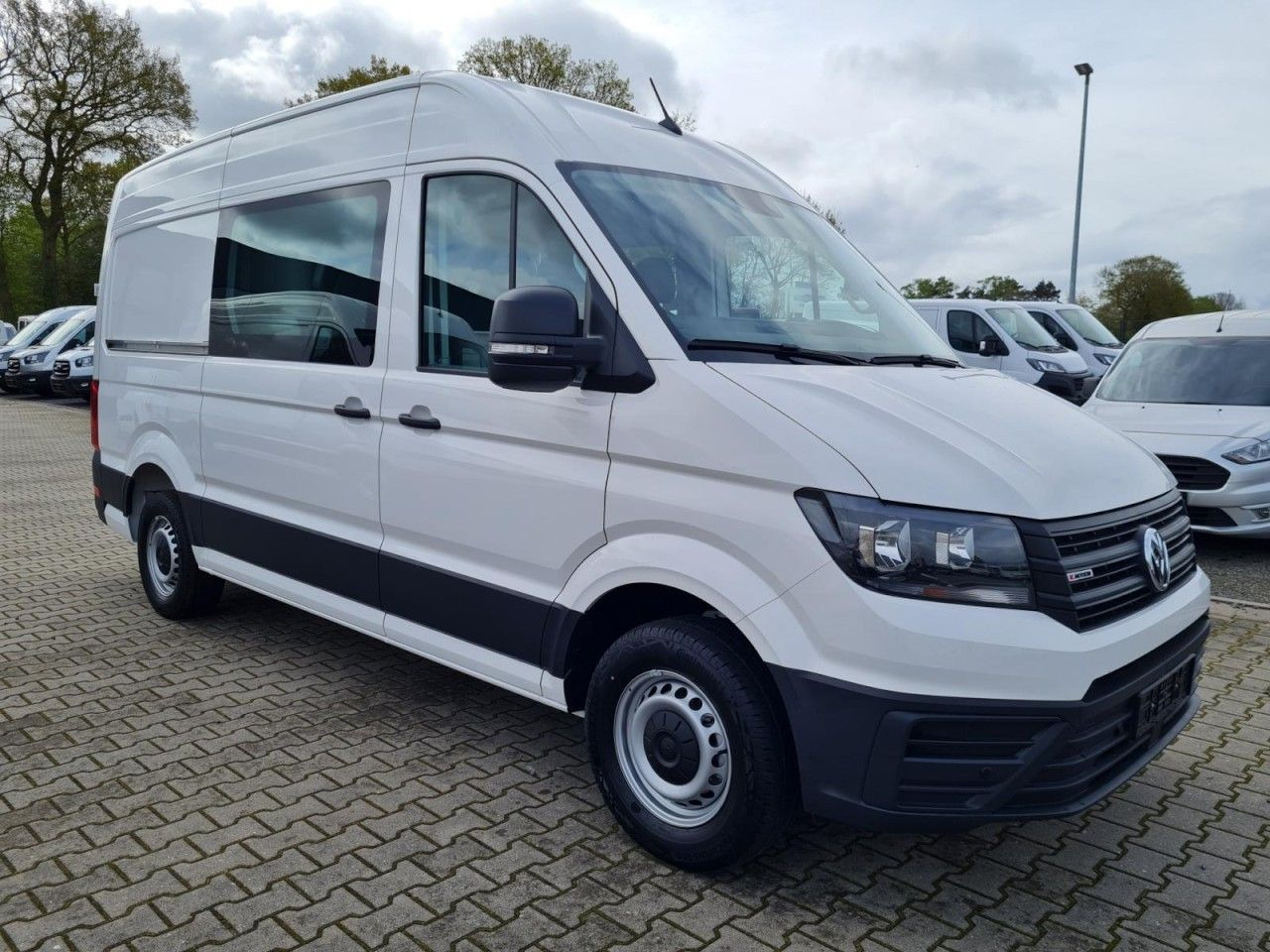 Volkswagen Crafter 35 Kasten Plus Doka mixto 4motion AHK - Furgão, Carrinha cabine dupla: foto 3 Volkswagen Crafter 35 Kasten Plus Doka mixto 4motion AHK - Furgão, Carrinha cabine dupla: foto 3