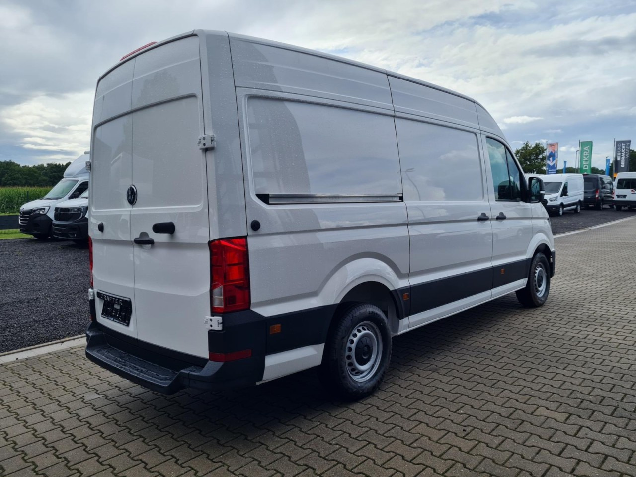 Volkswagen Crafter 35 Kasten TDI MR PDC WERKSTATTEINRICHTUNG - Furgão: foto 4 Volkswagen Crafter 35 Kasten TDI MR PDC WERKSTATTEINRICHTUNG - Furgão: foto 4