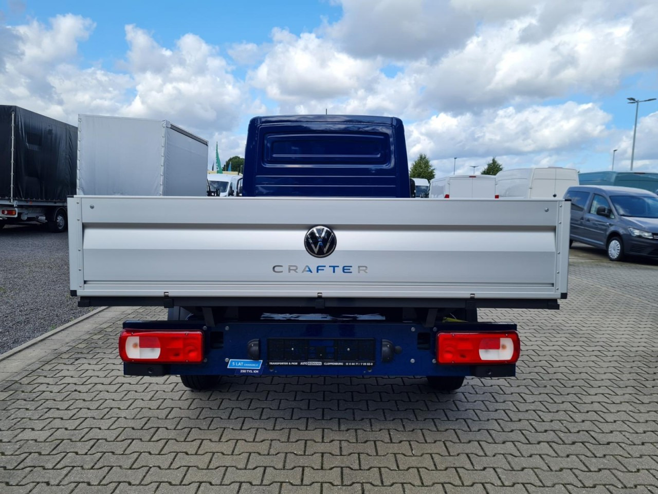 Volkswagen Crafter 35 Pritsche TDI L3 KLIMA TEMPOMAT 3 Sitzer - Carrinha de caixa aberta: foto 5 Volkswagen Crafter 35 Pritsche TDI L3 KLIMA TEMPOMAT 3 Sitzer - Carrinha de caixa aberta: foto 5