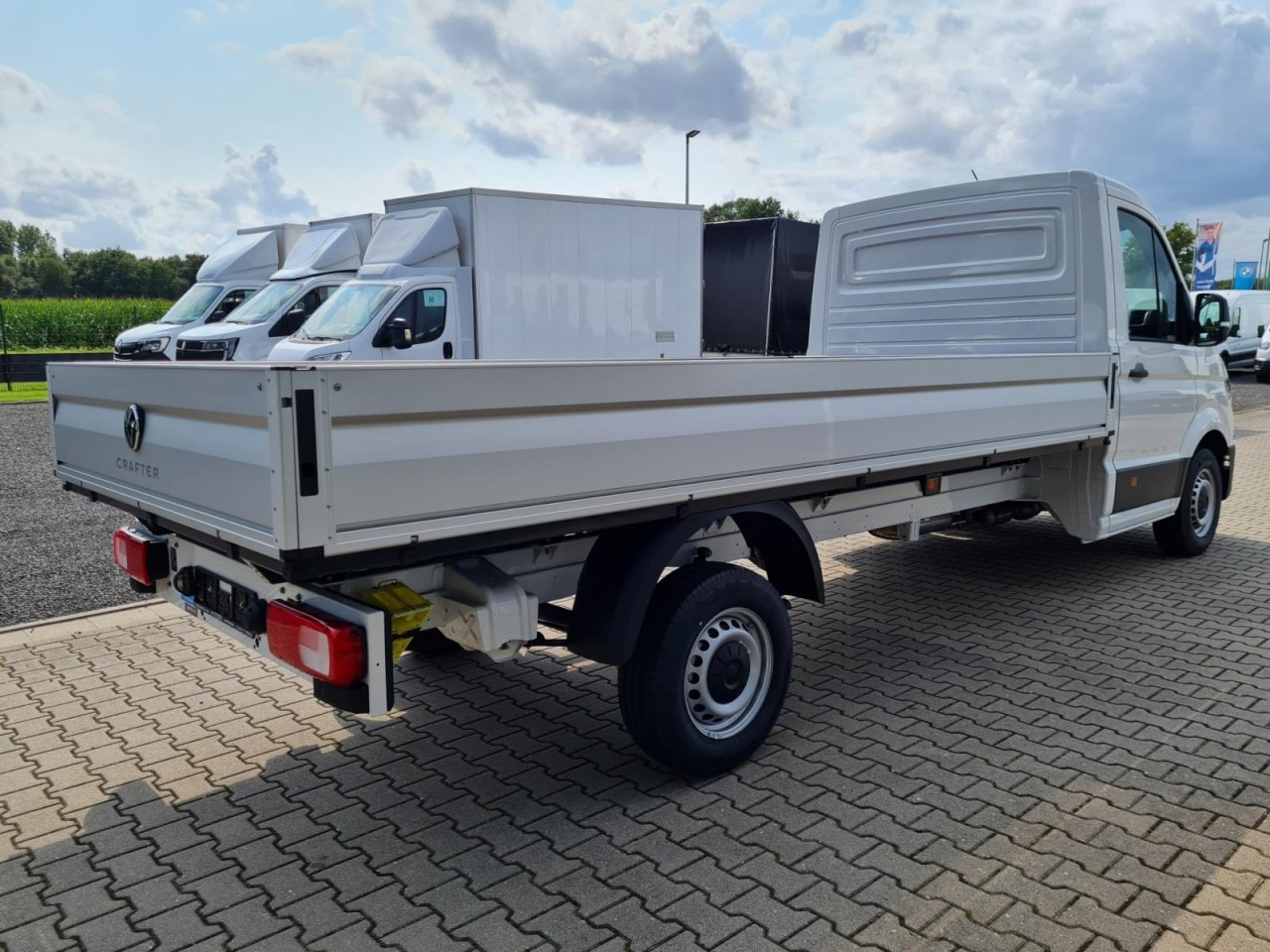 Volkswagen Crafter 35 Pritsche TDi L4 lang KLIMA TEMPOMAT - Carrinha de caixa aberta: foto 4 Volkswagen Crafter 35 Pritsche TDi L4 lang KLIMA TEMPOMAT - Carrinha de caixa aberta: foto 4