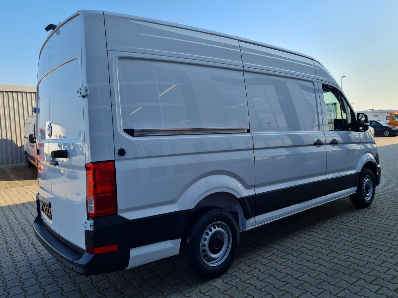 Volkswagen Crafter Kasten MR L3H3 KLIMA TEMPOMAT Mod. 25 - Furgão compacto: foto 4 Volkswagen Crafter Kasten MR L3H3 KLIMA TEMPOMAT Mod. 25 - Furgão compacto: foto 4
