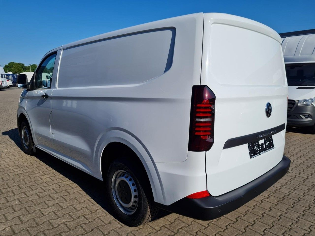 Volkswagen T7 Kasten Tdi KR Heckklappe PDC KLIMA TEMPOMAT - Furgão compacto: foto 4 Volkswagen T7 Kasten Tdi KR Heckklappe PDC KLIMA TEMPOMAT - Furgão compacto: foto 4