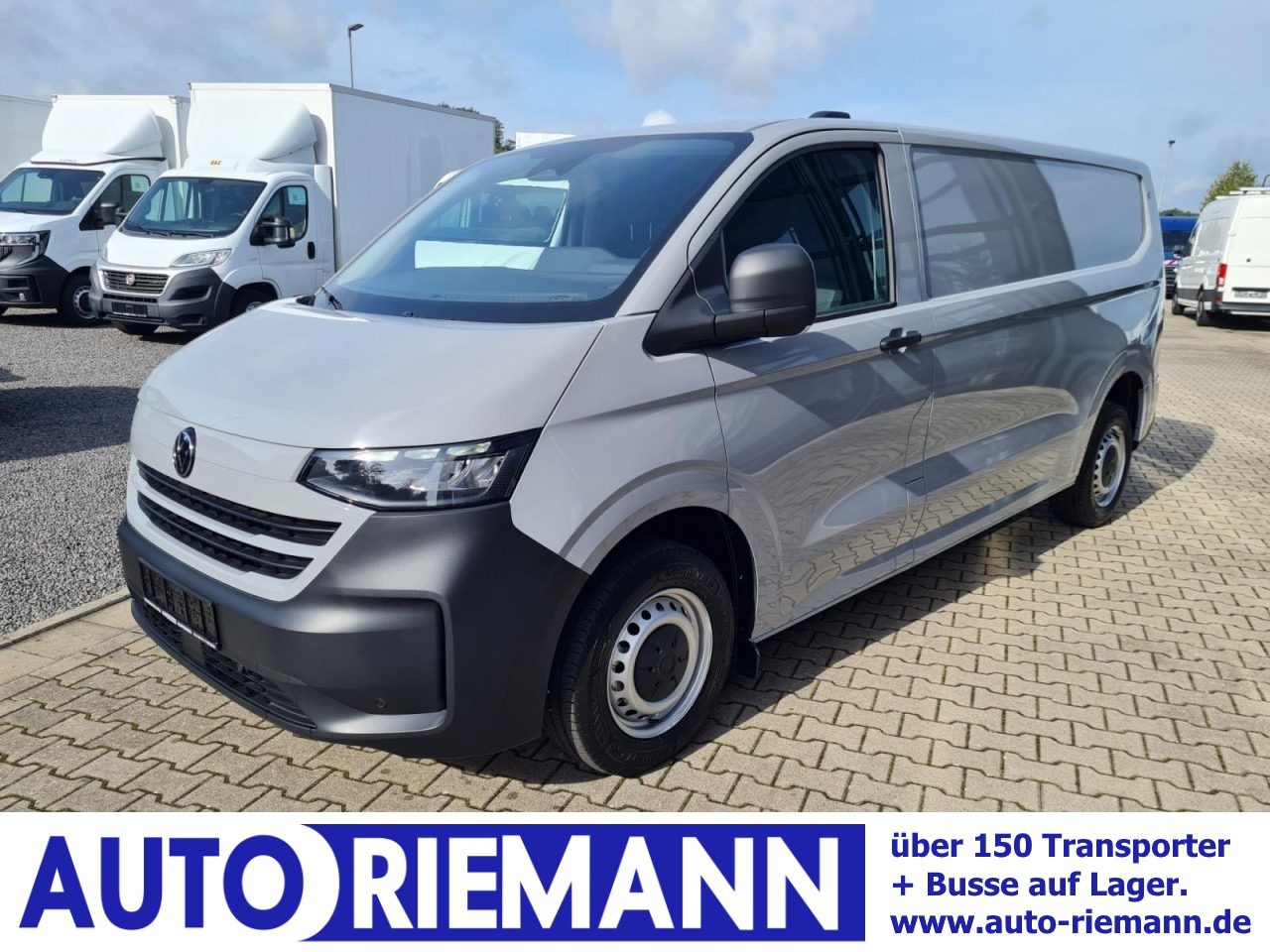Volkswagen T7 Transporter Kasten TDi AG L2 AHK KLIMA KAMERA LED - Furgão compacto: foto 1 Volkswagen T7 Transporter Kasten TDi AG L2 AHK KLIMA KAMERA LED - Furgão compacto: foto 1