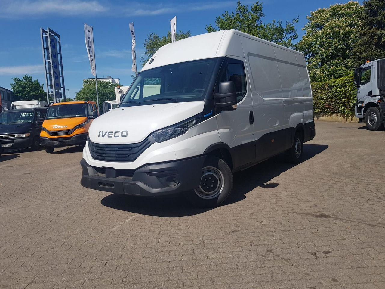 Iveco 38S14EV 3520L *KAMERA*AHK*KLIMA* - Furgão, Carrinha elétrica: foto 1 Iveco 38S14EV 3520L *KAMERA*AHK*KLIMA* - Furgão, Carrinha elétrica: foto 1