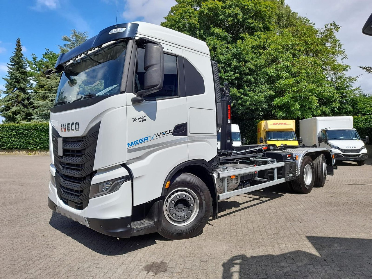 Iveco AD280X46Y/PS ON HIAB 490PS Lenk-Lift - Camião basculante: foto 1 Iveco AD280X46Y/PS ON HIAB 490PS Lenk-Lift - Camião basculante: foto 1