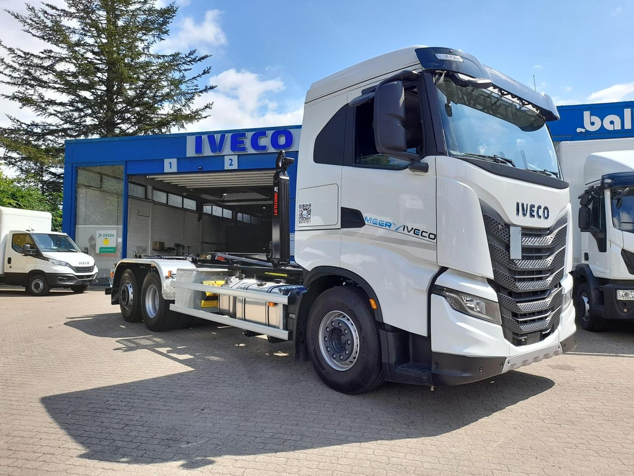 Camião basculante Iveco AD280X46Y/PS ON HIAB 490PS Lenk-Lift: foto 10