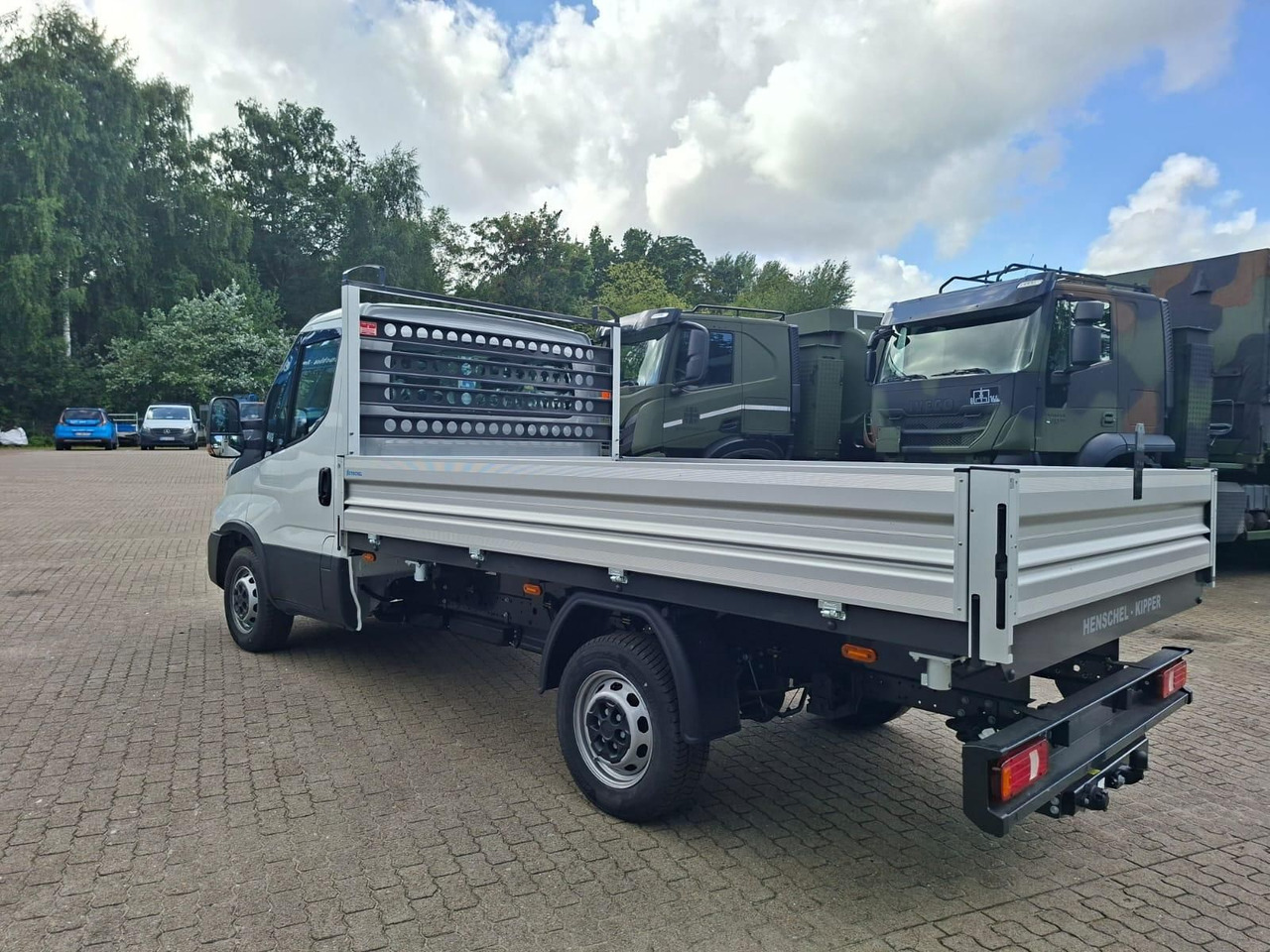Iveco Daily 35S14A8Y Henschel 3-Seiten Kipper 100 k... - Carrinha de caixa aberta: foto 4 Iveco Daily 35S14A8Y Henschel 3-Seiten Kipper 100 k... - Carrinha de caixa aberta: foto 4