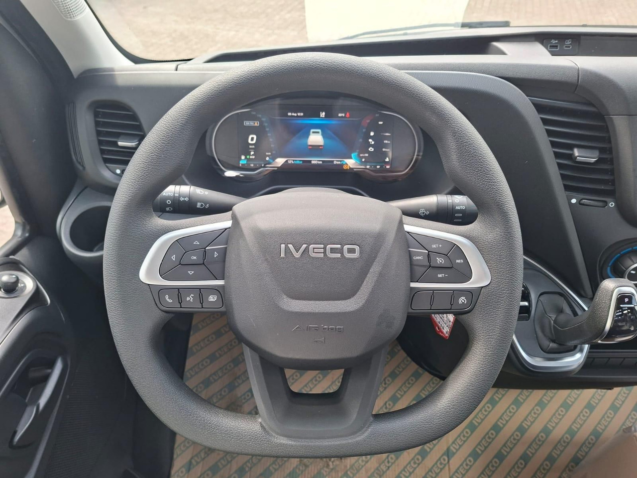 Locação financeira de  Iveco Daily 35S14A8Y Henschel 3-Seiten Kipper 100 k... Iveco Daily 35S14A8Y Henschel 3-Seiten Kipper 100 k...: foto 13 Locação financeira de  Iveco Daily 35S14A8Y Henschel 3-Seiten Kipper 100 k... Iveco Daily 35S14A8Y Henschel 3-Seiten Kipper 100 k...: foto 13