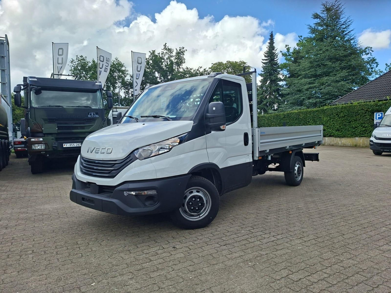 Iveco Daily 35S14A8Y Henschel 3-Seiten Kipper 100 k... - Carrinha de caixa aberta: foto 1 Iveco Daily 35S14A8Y Henschel 3-Seiten Kipper 100 k... - Carrinha de caixa aberta: foto 1