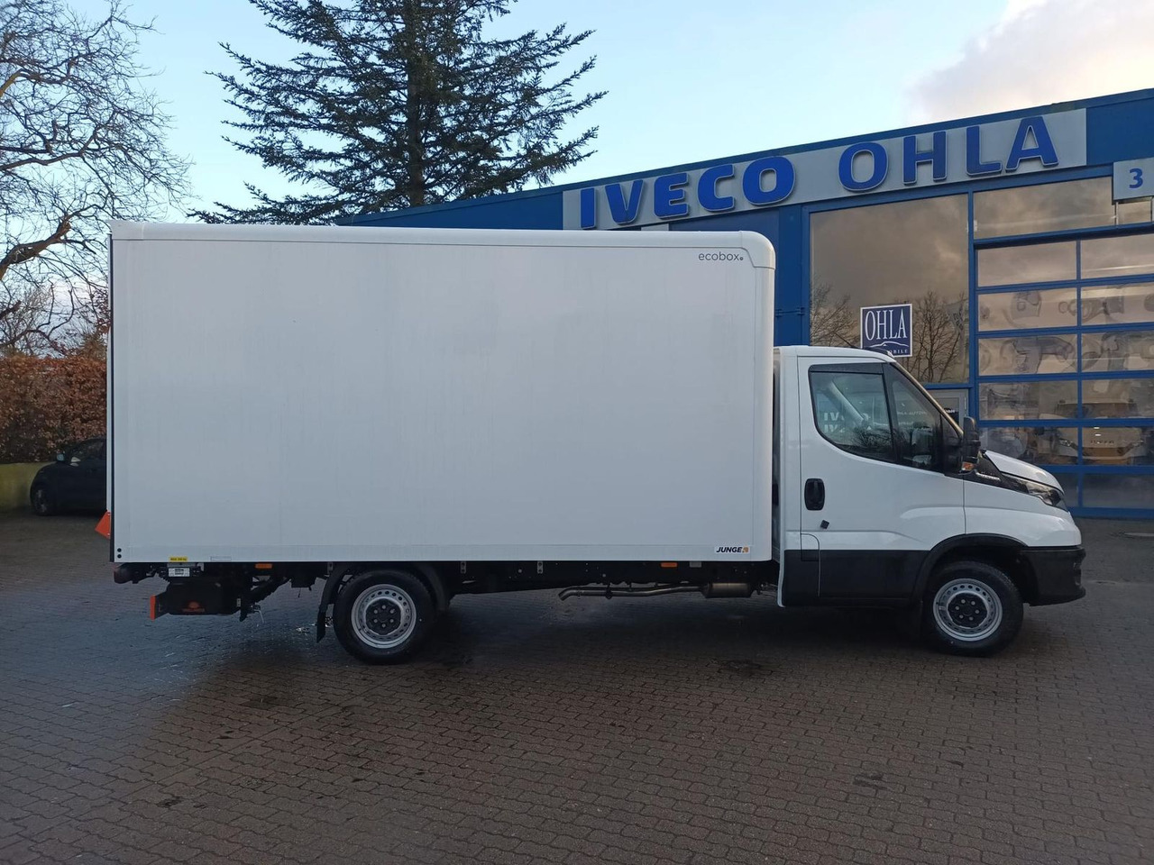 Iveco Daily 35S16HA8 Koffer LBW - ab 0% Finanzieren - Carrinha de contentor: foto 5 Iveco Daily 35S16HA8 Koffer LBW - ab 0% Finanzieren - Carrinha de contentor: foto 5