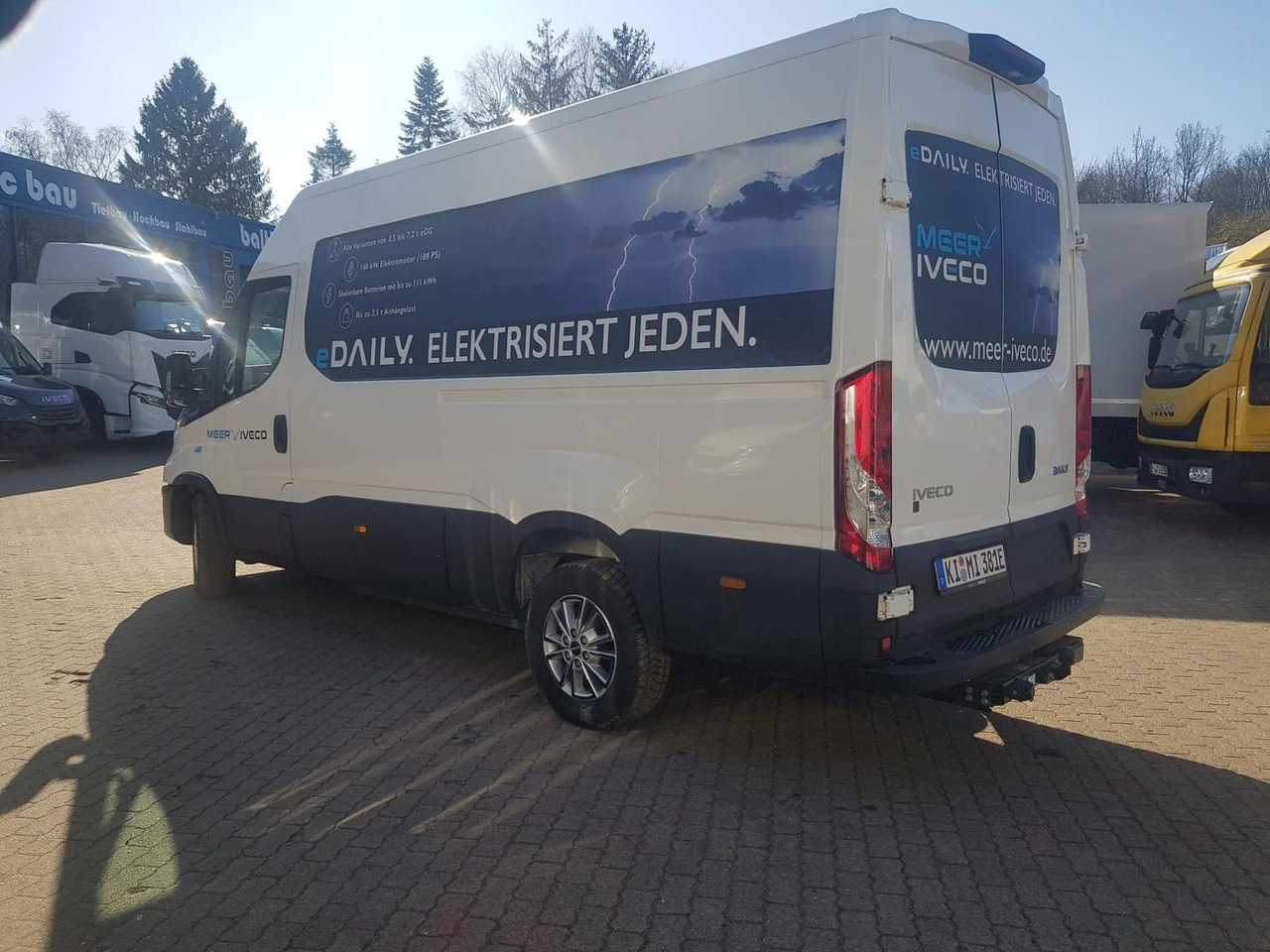Iveco Daily 38S14E V Rückfahrkamera, AHK mit 3,5t, ... - Furgão, Carrinha elétrica: foto 4 Iveco Daily 38S14E V Rückfahrkamera, AHK mit 3,5t, ... - Furgão, Carrinha elétrica: foto 4
