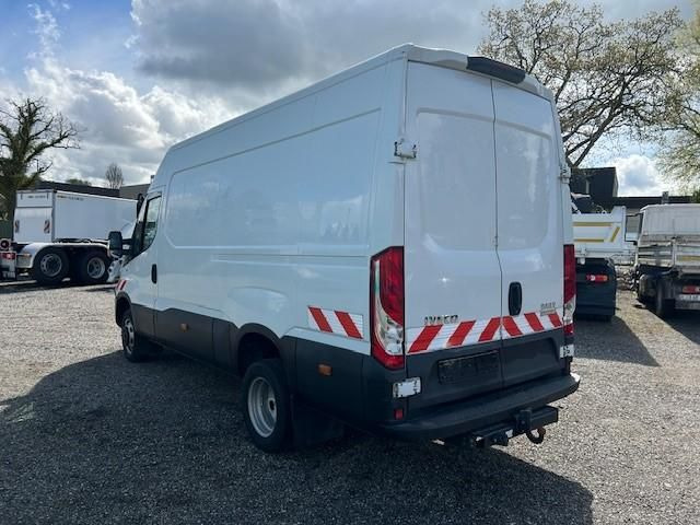 Iveco Daily 50C18HA8V 3520L Automatik,AHK (179 PS),... - Furgão: foto 5 Iveco Daily 50C18HA8V 3520L Automatik,AHK (179 PS),... - Furgão: foto 5