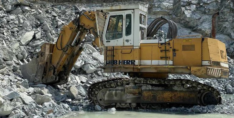 Liebherr R974 – shovel excavator / Hochlöffelbagger - Escavadeira: foto 1 Liebherr R974 – shovel excavator / Hochlöffelbagger - Escavadeira: foto 1