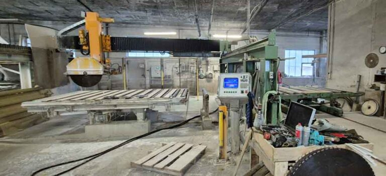 Löffler TB800-CNC3 – Bridge saw / Brückensäge - Máquina: foto 1 Löffler TB800-CNC3 – Bridge saw / Brückensäge - Máquina: foto 1