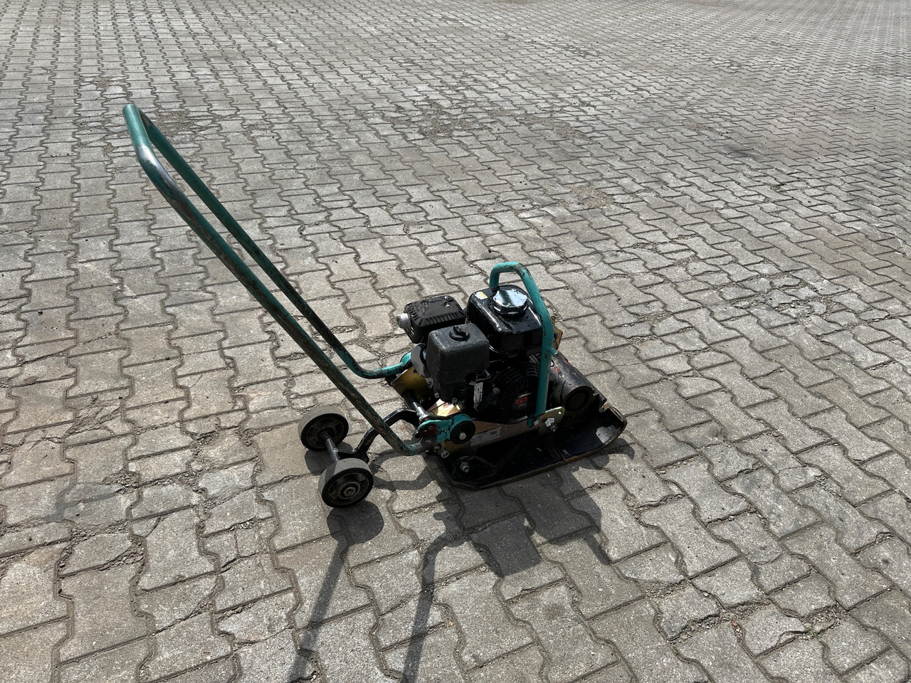 Ammann APF12/40 Rüttelplatte 69 kg - Placas vibratórias: foto 5 Ammann APF12/40 Rüttelplatte 69 kg - Placas vibratórias: foto 5