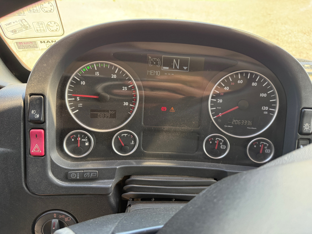 Camião basculante MAN TGA 26.480 6x4 SZM mit Kippauflieger: foto 12 Camião basculante MAN TGA 26.480 6x4 SZM mit Kippauflieger: foto 12