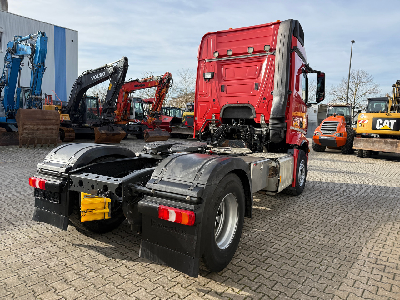 Mercedes-Benz 1845 Actros SZM Klima Retarder Nebenantrieb - Tractor: foto 4 Mercedes-Benz 1845 Actros SZM Klima Retarder Nebenantrieb - Tractor: foto 4