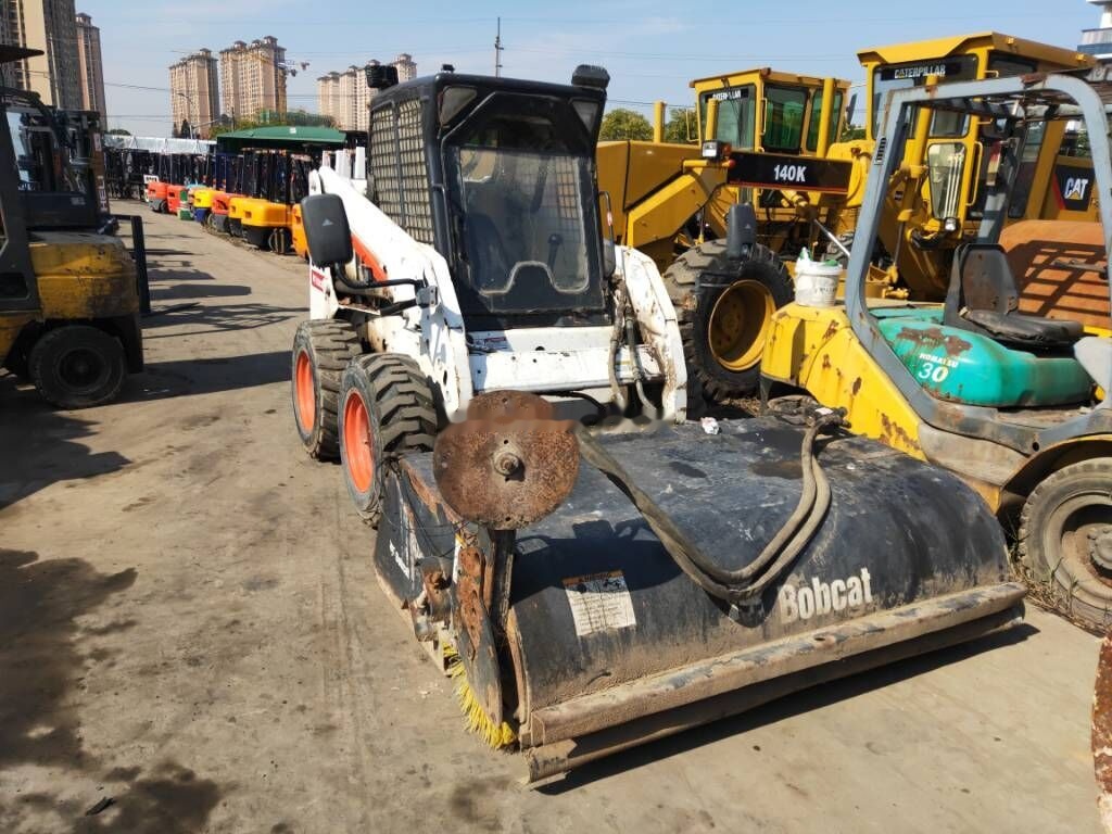Bobcat S 160 - Mini pá carregadora: foto 1 Bobcat S 160 - Mini pá carregadora: foto 1