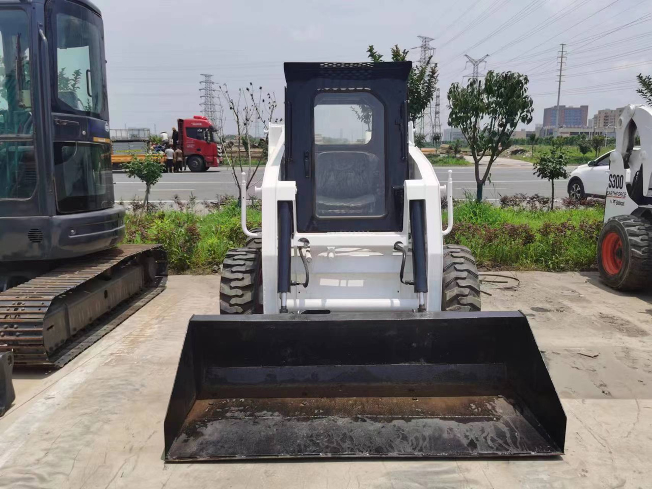 Bobcat S130 - Mini pá carregadora: foto 4 Bobcat S130 - Mini pá carregadora: foto 4