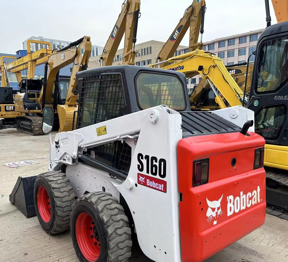 Bobcat S160 - Mini pá carregadora: foto 2 Bobcat S160 - Mini pá carregadora: foto 2