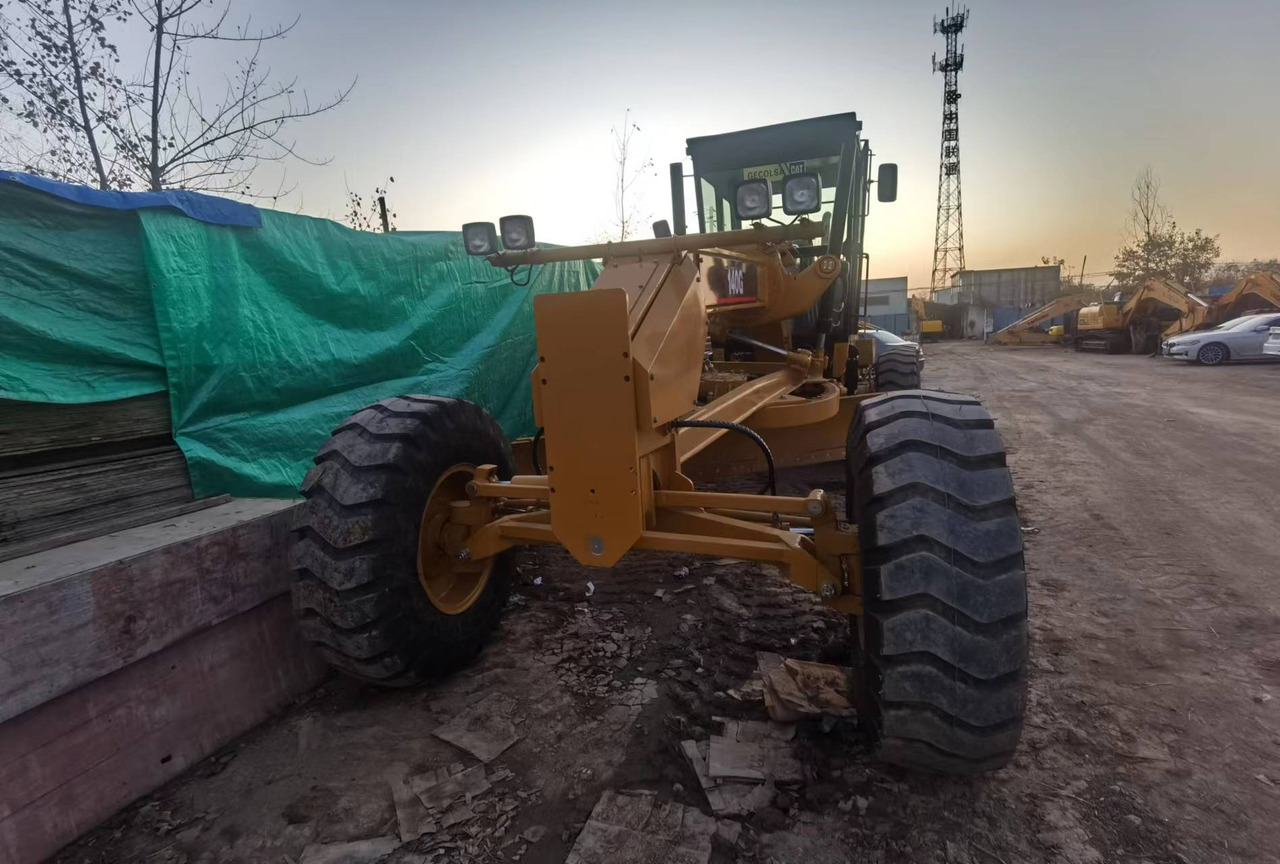 Caterpillar 140G - Motoniveladora: foto 4 Caterpillar 140G - Motoniveladora: foto 4