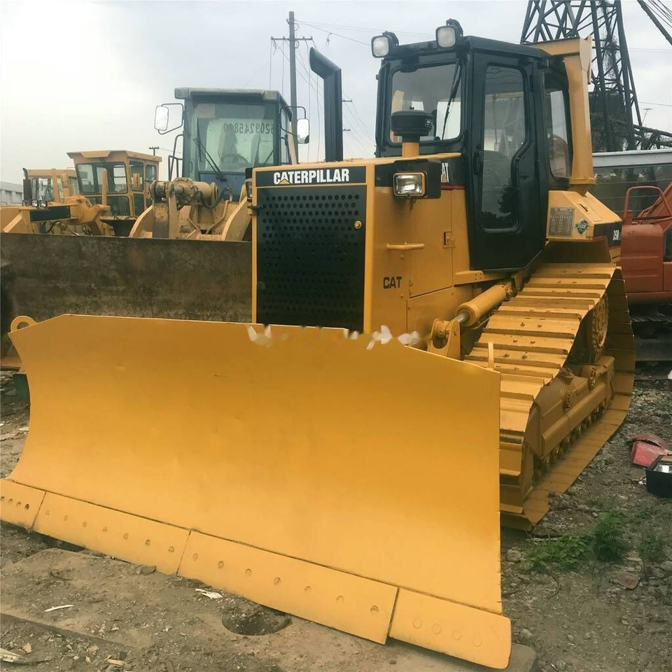 Caterpillar D 5 M LGP - Buldôzer: foto 1 Caterpillar D 5 M LGP - Buldôzer: foto 1